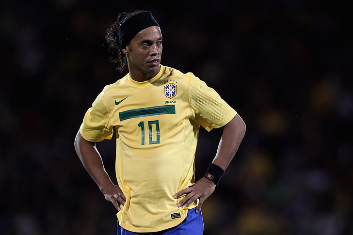 men's yellow Nike 10-printed soccer jersey, Brazil, Ronaldinho, Ronaldo de Assis Moreira, HD wallpaper