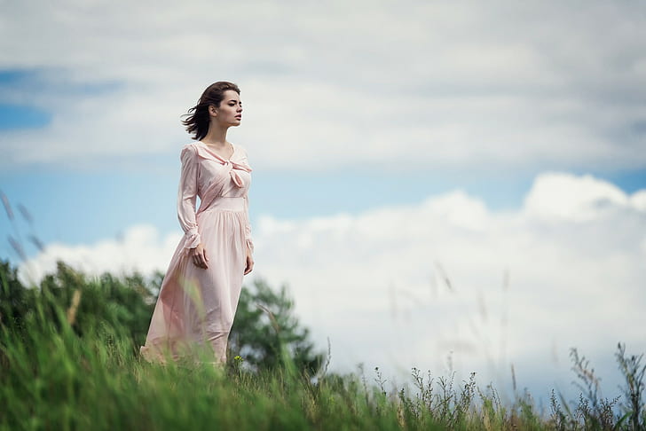 Женщина, на открытом воздухе, природа, женский розовый с длинным рукавом вечернее платье, женщина, на открытом воздухе, природа, 2048x1367, HD обои