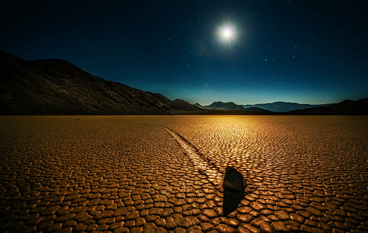 brown soil near mountain during nighttime, Mysterious, Rock, brown soil, mountain, nighttime, Death Valley  california, stuck, customs, com, travel  blog, hdr, tutorial, imaging, photography, digital, high  dynamic  range, processing, world, north  America, united  states, usa, west  coast, pacific, inyo  county, death valley national park, Mojave  desert, desert  valley, science, geology, magnetism, crisp, cool, scenic, salt flats, racetrack playa, race  track, landmark, theory, Nikon d800, nature, desert, star - Space, landscape, sky, night, scenics, HD wallpaper