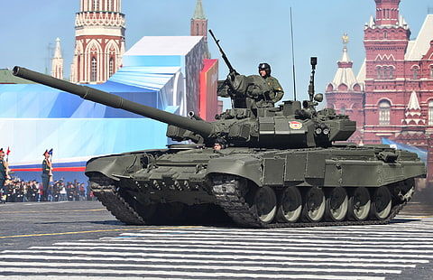 tavolo in legno marrone e nero, T-90, carro armato, esercito russo, Piazza Rossa, Mosca, Russia, militare, Sfondo HD HD wallpaper