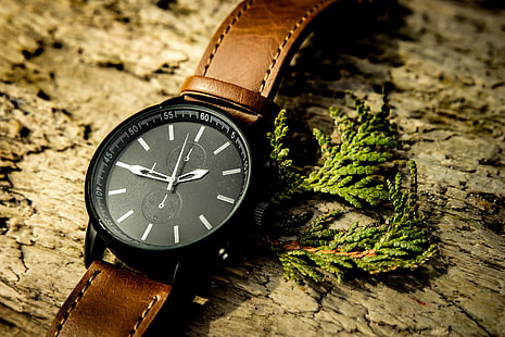 кръгъл черен аналогов часовник с кафява кожена лента, ръчен часовник, циферблат, каишка, HD тапет HD wallpaper