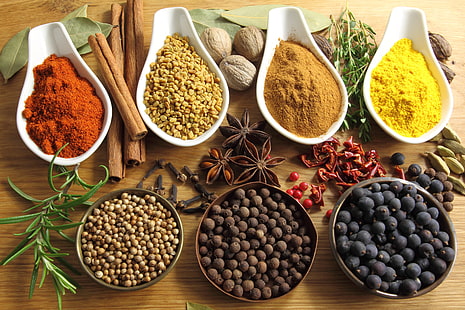 assorted-food spices, greens, table, cinnamon, spices, star anise, black pepper, red pepper, bowls, curry, coriander, HD wallpaper HD wallpaper