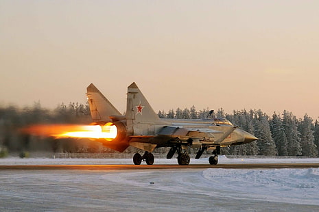 Cazas a reacción, Mikoyan MiG-31, Fondo de pantalla HD HD wallpaper