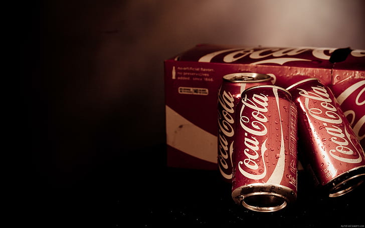 Coca Cola pack, trois canettes de coca cola avec boîte, marque, boisson, coca, cola, canette, Fond d'écran HD