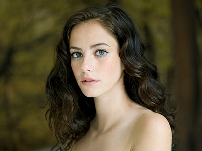 Aktorki, Kaya Scodelario, aktorka, niebieskie oczy, brunetka, twarz, długie włosy, Tapety HD HD wallpaper