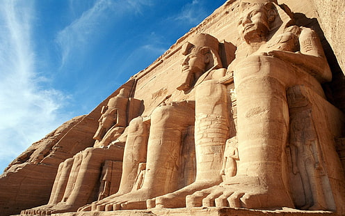 Храмове на Абу Симбел, кафява египетска пирамида, Абу Симбел, статуя, паметници, Египет, красив, древен, храмове, архитектура, облаци, природа, HD тапет HD wallpaper