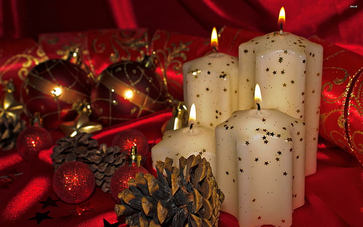 New Year Decoration, 4 white pillar candles and 1 brown pinecone and bauble lot, lovely, new year, reflection, balls, christmas, noel, mood, nice, beautiful, flame, pretty, decorati, HD wallpaper