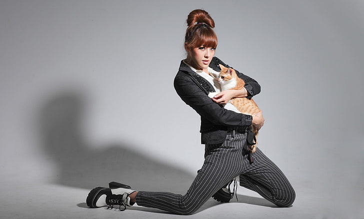 women, Asian, redhead, women with cat, boots, black clothing, striped clothing, HD wallpaper