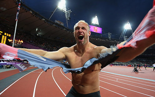 Robert Harting, uomo che si strappa la camicia in pista nello stadio di campo, Londra, 2012, atleta, atletica leggera, Sfondo HD HD wallpaper