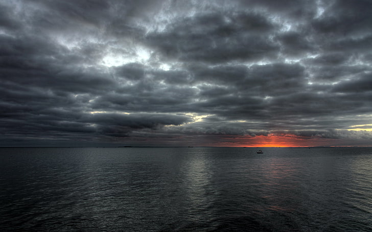 horizon illustration, sunset, nature, boat, water, sky, clouds, MKBHD, sea, storm, HD wallpaper
