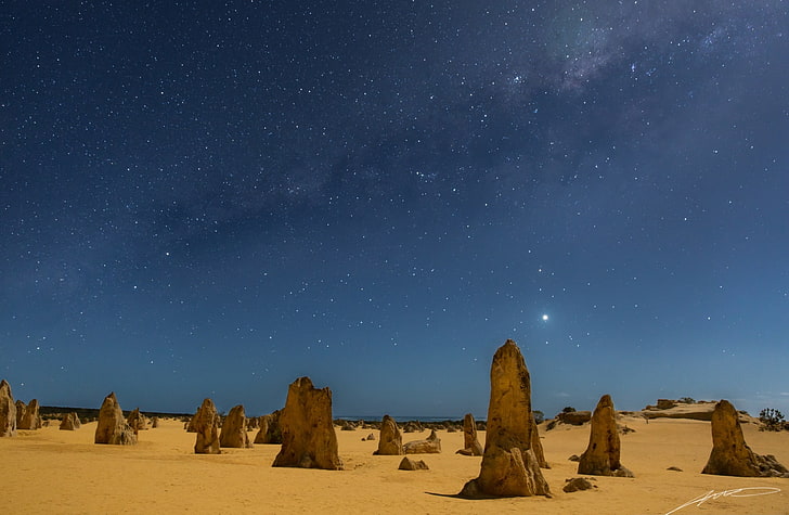 The Pinnacles di Australia Barat, formasi batuan coklat pada malam hari, Oseania, Australia, Lansekap, kanon, longexposure, westernaustralia, 5dmarkiii, seeaustralia, jalur susu, taman nambungnasional, thepinnacles, Wallpaper HD