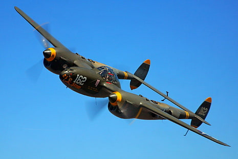 P38 Lightning - Skidoo, черно-жълт боен самолет, самолет, самолет, Втората световна война, класика, мълния, антика, p-38, свят, скидоу, план на самолета, HD тапет HD wallpaper