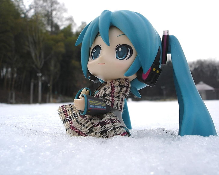 Figurine Hatsune Miku, poupée, matsu hatsune, neige, rue, geste, Fond d'écran HD