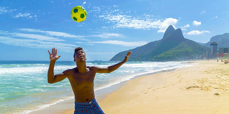 لاعبي كرة القدم ، كرة القدم ، الشاطئ ، البحر ، الرجل ، لاعبي كرة القدم ، كرة القدم ، الشاطئ ، البحر ، الرجل، خلفية HD