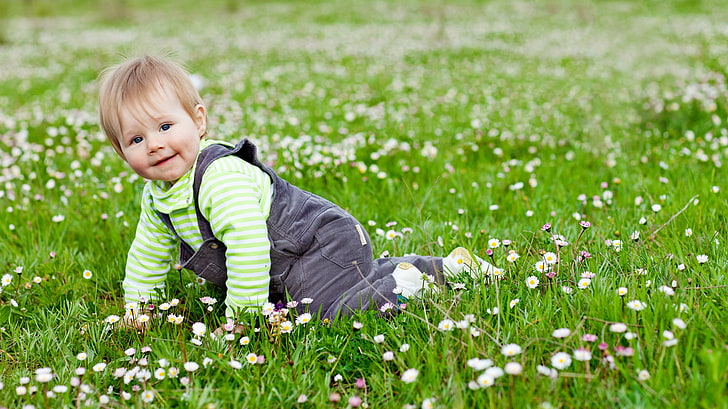 toddler's black dungaree, child, children, happy, play, cute, joy, garden, grass, flowers, HD wallpaper