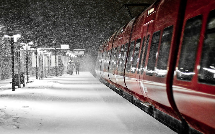 красный поезд, поезд, зима, вокзал, выборочная раскраска, повозка, снег, HD обои
