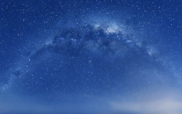 blå molnig himmel med stjärnorillustration, rymdkonst, rymd, digital konst, stjärnor, HD tapet