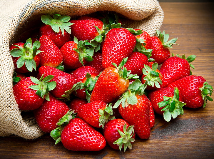 Jordgubbar, frukt, jordgubbar, mat och dryck, våren, jordgubbar, frukt, färska, makro, ekologiska, jordgubbar, mat, efterrätt, mogen, hälsosam, kost, välsmakande, vegetarisk, näring, vitaminer, vegan, RawVegan, RawVeganism, HD tapet