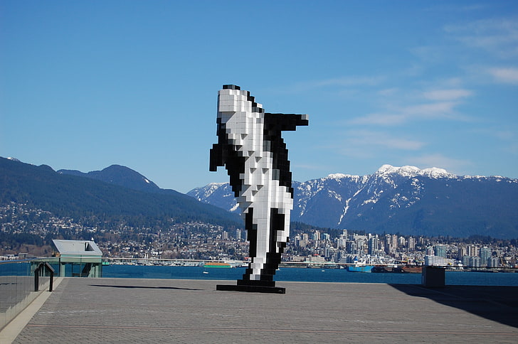 immeubles de grande hauteur, pixels, pixel art, rue, eau, poissons, montagnes, sculpture, bâtiment, nuages, forêt, cube, baleine, Vancouver, Fond d'écran HD
