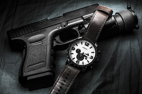 pistola preta e cronógrafo assistir, pistola, armas, relógio, Glock, auto-carregamento, HD papel de parede HD wallpaper