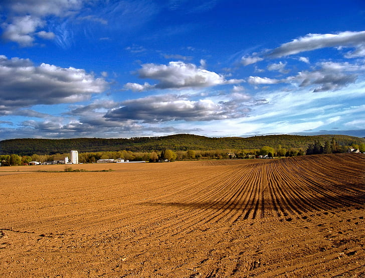 brown farm land under the cloudy sky during daytime, Vast, brown, farm land, cloudy, sky, daytime, New Jersey, Warren County, Allamuchy, field, hills, landscape, clouds, stratocumulus, altostratus, weather, rural, spring, creative commons, agriculture, rural Scene, farm, nature, landscaped, land, plowed Field, summer, europe, crop, outdoors, HD wallpaper