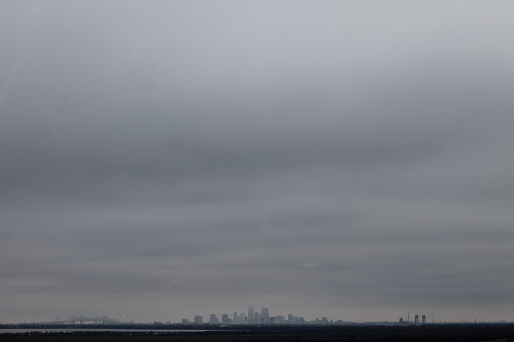 white cloudy sky, city, gray, New Orleans, cityscape, mist, HD wallpaper