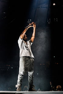 Frauen grau langärmeliges Kleid, Yeezus, Kanye West, HD-Hintergrundbild HD wallpaper