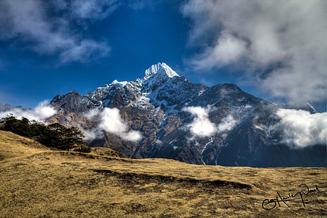 пейзажное фото поля зеленой травы с видом на черные горы под голубым и белым облачным небом в дневное время, Непал, Непал, Непал, пейзаж, фото, зеленая трава, вид, черные горы, белое, облачно, небо, дневное время, Индия, MtЭверест, Гора Эверест, Гора Эверест, Лама, Духовный, Дух, Тадж-Махал, HDR, Большой динамический диапазон, Красочные, Цвет, Цвет, Яркий, Развлечения, Путешествия, Лидерство молодежи, Мать Тереза, Ганг, Калькутта, Калькутта, Сэм, КатмандуНамче базар, храмы, поход, прогулка, поход, приключение, буддизм, природа, горы, Гималаи, Гималаи, река, мост, як, ледник, люди, лица, улыбка, гора, горный пик, снег, на открытом воздухе, пейзажи, походы, облако - небо, HD обои HD wallpaper