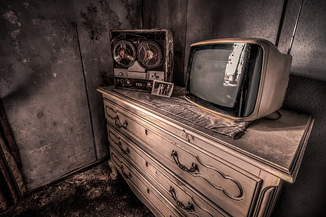 vintage biały telewizor, tło, telewizor, taśma, Tapety HD HD wallpaper