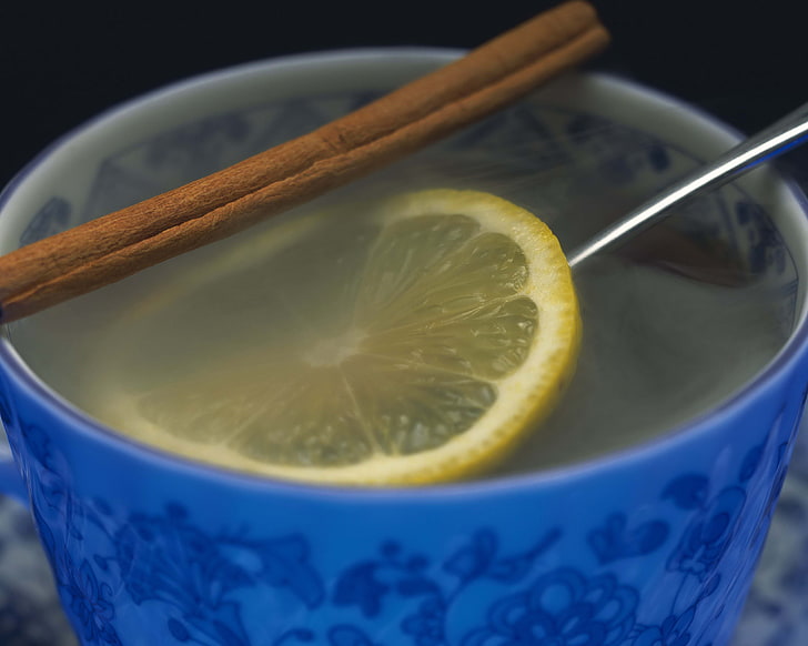 sliced lemon, tea, steam, lemon, cinnamon, cup, close-up, HD wallpaper