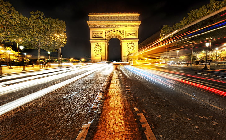 Arc de Triomphe At Night HD Wallpaper, Arch de Triomphe, Paris, France, Europe, France, Lights, Night, Trees, Paris, Cars, streets, arc de triomphe, boulevard, HD wallpaper