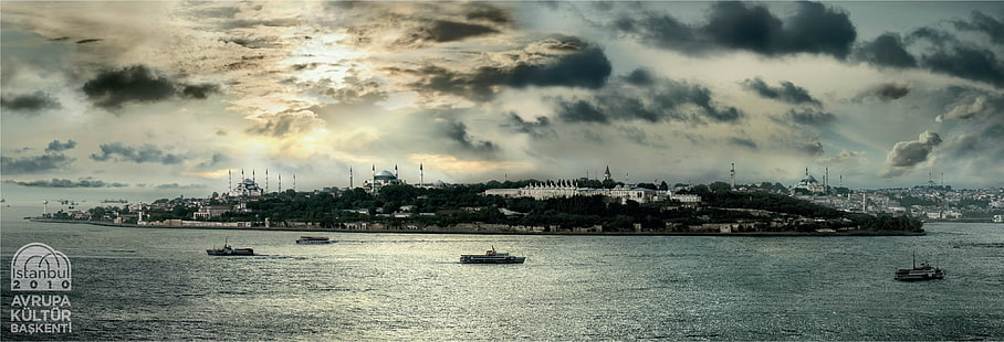 пейзажная фотография города, окруженного водоемом, мечеть, Стамбул, Турция, Босфор, дворец Топкапы, море, городской пейзаж, HD обои HD wallpaper