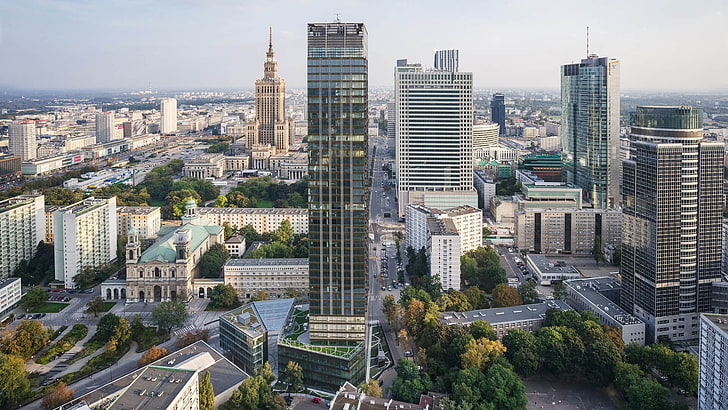 Edificio de hormigón blanco y marrón, Polonia, Varsovia, rascacielos, paisaje urbano, polaco, Fondo de pantalla HD