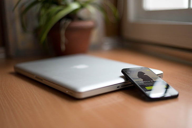Silber MacBook, Laptop, MacBook, Smartphone, HD-Hintergrundbild