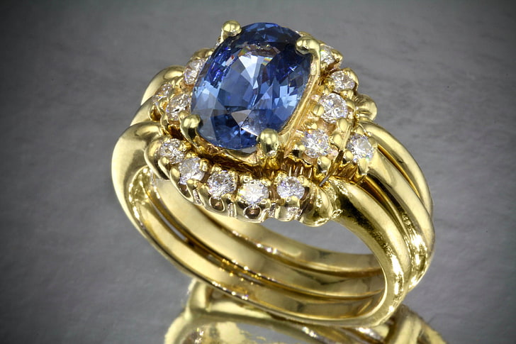 gold-colored and blue gemstone ring, blue, stone, ring, diamonds, gold, precious, HD wallpaper