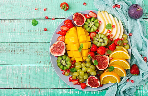 plate of fruits, berries, orange, colorful, kiwi, strawberry, grapes, summer, fruit, mango, fresh, wood, sweet, fruits, tropical, HD wallpaper HD wallpaper