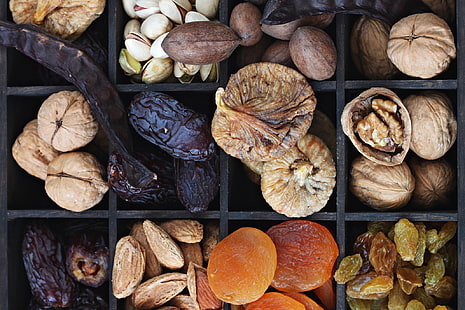 nuts, almonds, raisins, walnut, pistachios, figs, dried apricots, dried fruits, dates, HD wallpaper HD wallpaper