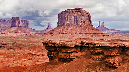 Ökenområde Vackert sommarlandskap Monument Valley Navajo Tribal Park i Arizona Usa Desktop Hd Bakgrund för mobiltelefoner Tablet och Pc 1920 × 1080, HD tapet HD wallpaper