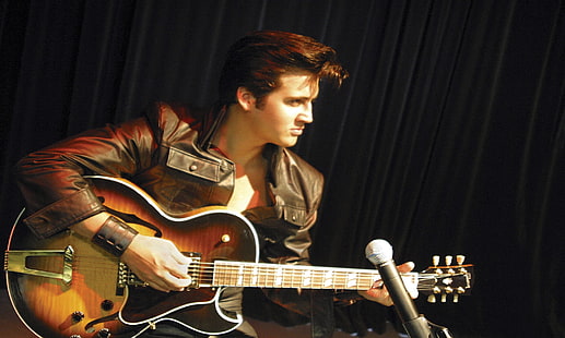 Elvis Presley, gitar, mikrofon, Kral, aktör, şarkıcı, MÜZİK, DUVAR, Rock-n-roll, Elvis Presley, HD masaüstü duvar kağıdı HD wallpaper