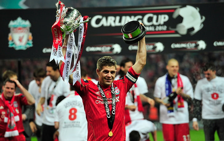 Steven Gerrard Win Cup, czerwona i czarna koszulka męska z okrągłym dekoltem, sport, piłka nożna, Steven Gerrard, Tapety HD
