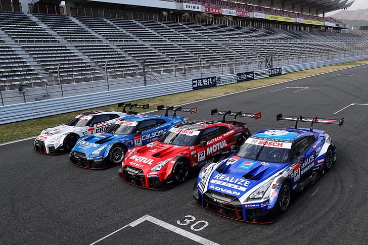 Nismo, Nissan GT-R NISMO, GT-R r35, GT-R, samochody wyścigowe, tory wyścigowe, malowanie, Super GT, niebieskie samochody, czerwone samochody, Tapety HD
