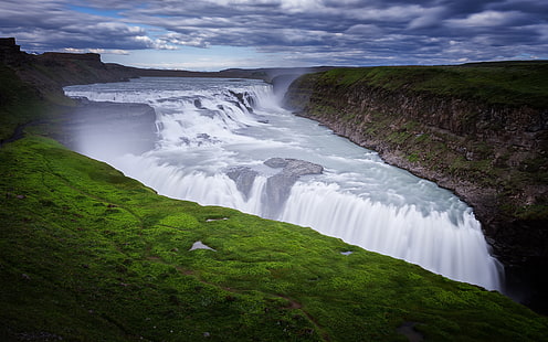 La cascada de Gullfoss se encuentra en el cañón del río Hwita, en el suroeste de Islandia, fondos de escritorio de alta definición para computadoras portátiles, tabletas y teléfonos móviles, Fondo de pantalla HD HD wallpaper