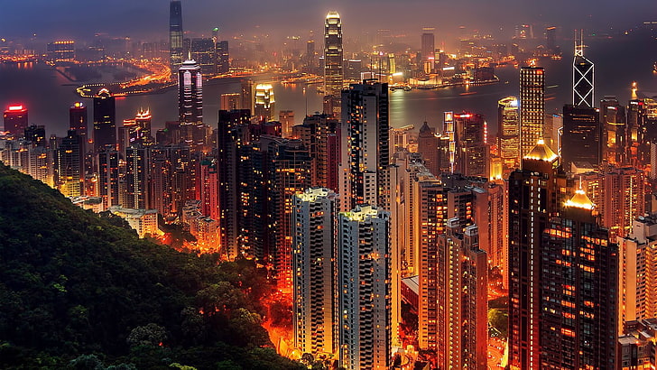 gri beton binalar, bilim kurgu yüksek binalar, Hong Kong, şehir, ışıklar, gece, gökdelen, Çin, gökdelen, HD masaüstü duvar kağıdı