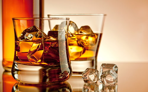 Whisky, vaso de chupito de vidrio, comida y bebida, vidrio, cubitos de hielo, whisky, whisky, Fondo de pantalla HD HD wallpaper