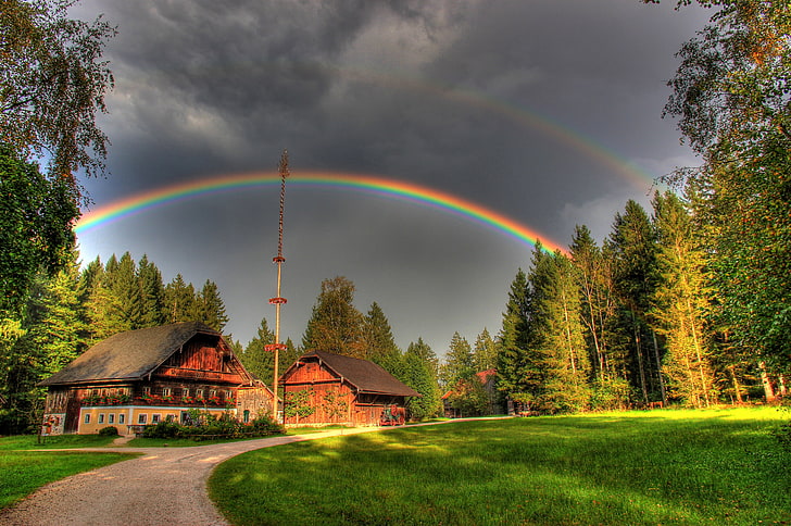 rainbow over pine trees and house, photo, Home, Road, The city, Grass, Trees, Austria, Rainbow, Grossgmain, HD wallpaper