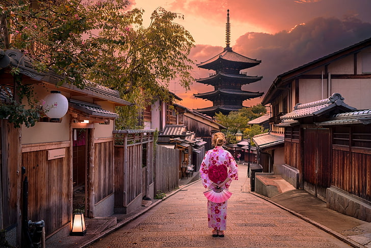 Mädchen, Sonnenuntergang, die Stadt, Straße, Japaner, Japan, Häuser, Pagode, Kyoto, Zäune, HD-Hintergrundbild