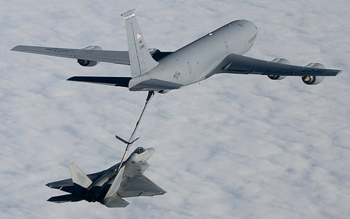 F-22 Raptor, abastecimiento de combustible, aviones militares, aviones, militares, vehículos, Fondo de pantalla HD HD wallpaper