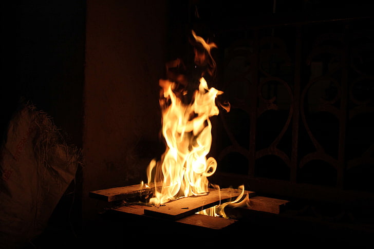 暗い 火 暖炉 Fire Hdデスクトップの壁紙 Wallpaperbetter