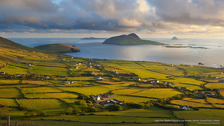 アイルランド、ケリー州、ブラスケット諸島へのブラスケット湾の眺め、 HDデスクトップの壁紙