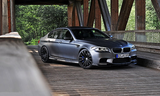 BMW M5 on bridge, bmw, m5, f10, matte grey, bridge, HD wallpaper HD wallpaper